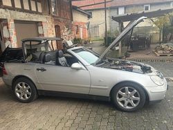 Silber Gebraucht 1997 Mercedes SLK230 Cabrio | 2.800 € (Guter Preis)