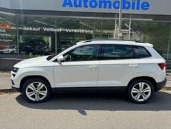 Weiß Gebraucht 2020 Skoda Karoq Style SUV | 22.390 € (Guter Preis)