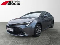 Grau Gebraucht 2023 Toyota Corolla Team Kombi | 27.290 € (Fairer Preis)