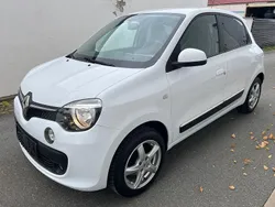Weiß Gebraucht 2017 Renault Twingo Intens Kleinwagen | 5.999 € (Guter Preis)