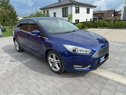 Blau Gebraucht 2018 Ford Focus Titanium Limousine | 11.000 € (Superpreis)