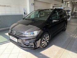 Deep black perleffekt (metallic) Gebraucht 2022 VW Touran Highline Van / Kleinbus | 38.490 € (Teuer)