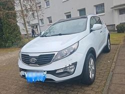 Weiß Gebraucht 2011 Kia Sportage SUV | 11.750 €