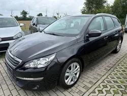 Schwarz Gebraucht 2016 Peugeot 308 Active Kombi | 5.400 € (Superpreis)