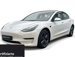 Weiß Gebraucht 2021 Tesla Model 3 Long Range RWD Limousine | 26.700 € (Etwas zu teuer)