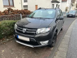 Schwarz Gebraucht 2016 Dacia Sandero Comfort Kleinwagen | 6.350 € (Fairer Preis)