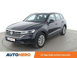 Blau Gebraucht 2020 VW Touareg SUV | 37.410 € (Guter Preis)