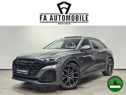 Grau Gebraucht 2025 Audi Q8 S-Line SUV | 76.940 € (Teuer)