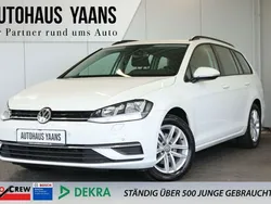 Pure white Gebraucht 2017 VW Golf VII Comfortline Kombi | 12.499 € (Guter Preis)