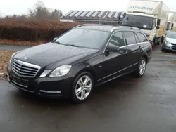 Schwarz Gebraucht 2011 Mercedes E250 Avantgarde Limousine | 8.999 € (Superpreis)