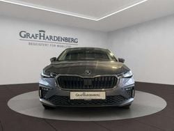 Graphitegrau metallic Gebraucht 2025 Skoda Scala Drive Kleinwagen | 25.790 € (Etwas zu teuer)