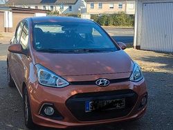 Orange Gebraucht 2013 Hyundai i10 Intro Edition Kleinwagen | 6.690 €