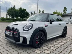 Silber Gebraucht 2022 Mini John Cooper Works Kleinwagen | 34.499 € (Etwas zu teuer)