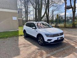 Weiß Gebraucht 2019 VW Tiguan Allspace Trendline SUV | 23.400 € (Etwas zu teuer)