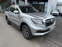 Silber Neu 2025 Nissan Navara Abholung | 35.995 € (Guter Preis)