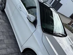 Weiß Gebraucht 2018 Mercedes CLA200 Coupé | 21.500 € (Fairer Preis)
