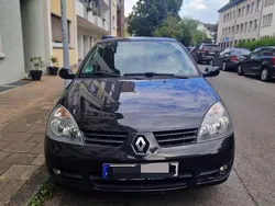 Schwarz Gebraucht 2008 Renault Clio II Kleinwagen | 1.350 € (Fairer Preis)