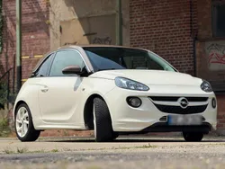 Beige Gebraucht 2015 Opel Adam Kleinwagen | 8.999 €