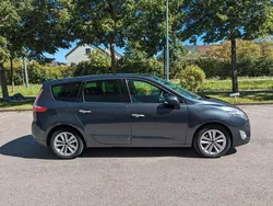 Grau Gebraucht 2010 Renault Grand Scénic III Dynamique Van / Kleinbus | 4.500 € (Fairer Preis)