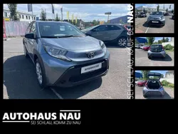 Celestite grey (1k3)/ black mi Neu 2025 Toyota Aygo Kleinwagen | 16.990 €