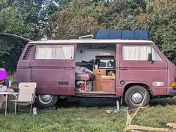 Rot Gebraucht 1980 VW T3 Van | 7.900 €