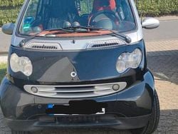 Schwarz Gebraucht 2004 Smart ForTwo Coupé Coupé | 2.500 € (Etwas zu teuer)