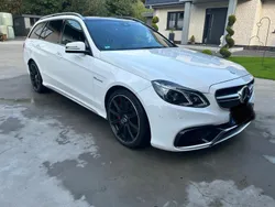 Weiß Gebraucht 2013 Mercedes E63S AMG AMG Kombi | 35.000 € (Guter Preis)