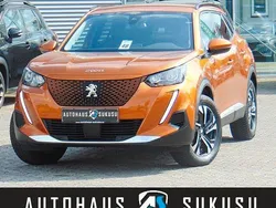 Orange Gebraucht 2022 Peugeot e-2008 Allure SUV | 15.990 € (Superpreis)