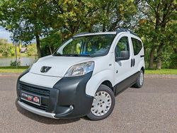 Weiß Gebraucht 2015 Peugeot TePee Outdoor Van / Kleinbus | 5.999 € (Fairer Preis)