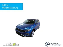 Blau Gebraucht 2024 VW T-Roc Life SUV | 26.850 € (Guter Preis)