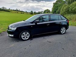 Schwarz Gebraucht 2014 Skoda Rapid Limousine | 8.100 € (Fairer Preis)