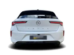 Weiss Gebraucht 2023 Opel Astra Elegance Limousine | 26.238 €