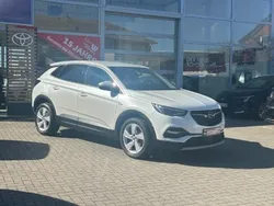 Weiss Gebraucht 2018 Opel Grandland X SUV | 14.295 € (Etwas zu teuer)