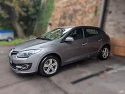 Grau Gebraucht 2014 Renault Mégane III Limousine | 8.000 € (Teuer)