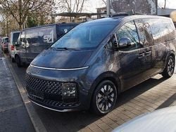 Schwarz Gebraucht 2022 Hyundai Staria Signature Van / Kleinbus | 34.900 € (Superpreis)