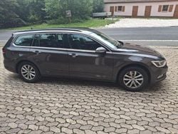 Schwarz Gebraucht 2017 VW Passat Comfortline Kombi | 12.699 € (Guter Preis)