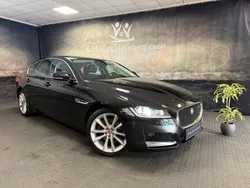 Santorini black Gebraucht 2017 Jaguar XF Business Edition Limousine | 18.250 € (Fairer Preis)