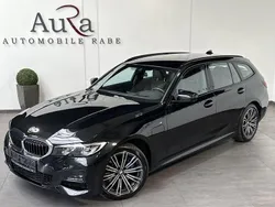 Sapphirschwarz Gebraucht 2021 BMW 330e M Sport Kombi | 30.749 € (Fairer Preis)