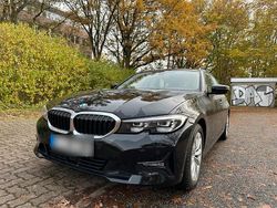 Schwarz Gebraucht 2021 BMW 320 Kombi | 24.499 € (Fairer Preis)