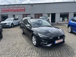 Schwarz (metallic) Gebraucht 2024 Seat Leon FR Kombi | 29.899 € (Fairer Preis)