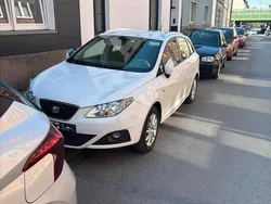 Weiß Gebraucht 2011 Seat Ibiza ST Kombi | 4.500 € (Fairer Preis)
