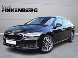 Ebony schwarz metallic met. Gebraucht 2024 Skoda Superb LAURIN & KLEMENT Kombi | 46.980 €