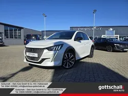 Weiß Gebraucht 2021 Peugeot e-208 GT Kleinwagen | 17.990 € (Fairer Preis)