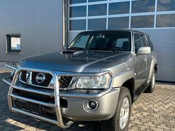 Grau Gebraucht 2006 Nissan Patrol SUV | 12.890 €