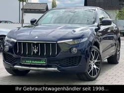 Blau Gebraucht 2018 Maserati Levante GranLusso SUV | 33.990 € (Fairer Preis)