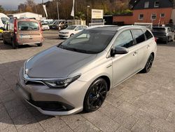 Grau Gebraucht 2015 Toyota Auris Touring Sports Kombi | 10.500 € (Fairer Preis)