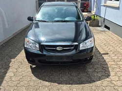 Schwarz Gebraucht 2006 Kia Cerato LX Limousine | 1.350 € (Guter Preis)