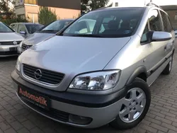 Silber Gebraucht 2000 Opel Zafira Elegance Van / Kleinbus | 2.999 € (Etwas zu teuer)