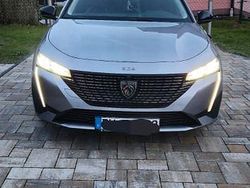 Silber Gebraucht 2023 Peugeot 308 Allure Kombi | 20.900 € (Guter Preis)