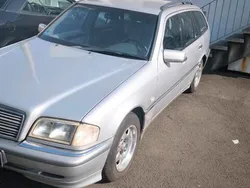 Silber Gebraucht 1997 Mercedes 200 Kombi | 2.800 €